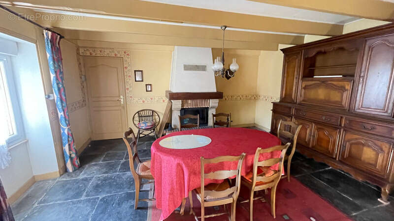 Maison à LANISCAT