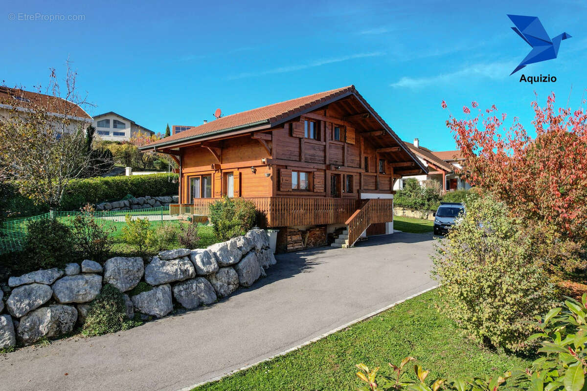 Maison à PEILLONNEX