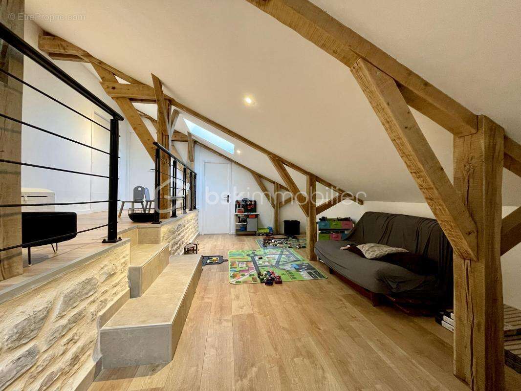 Maison à LE MONTAT