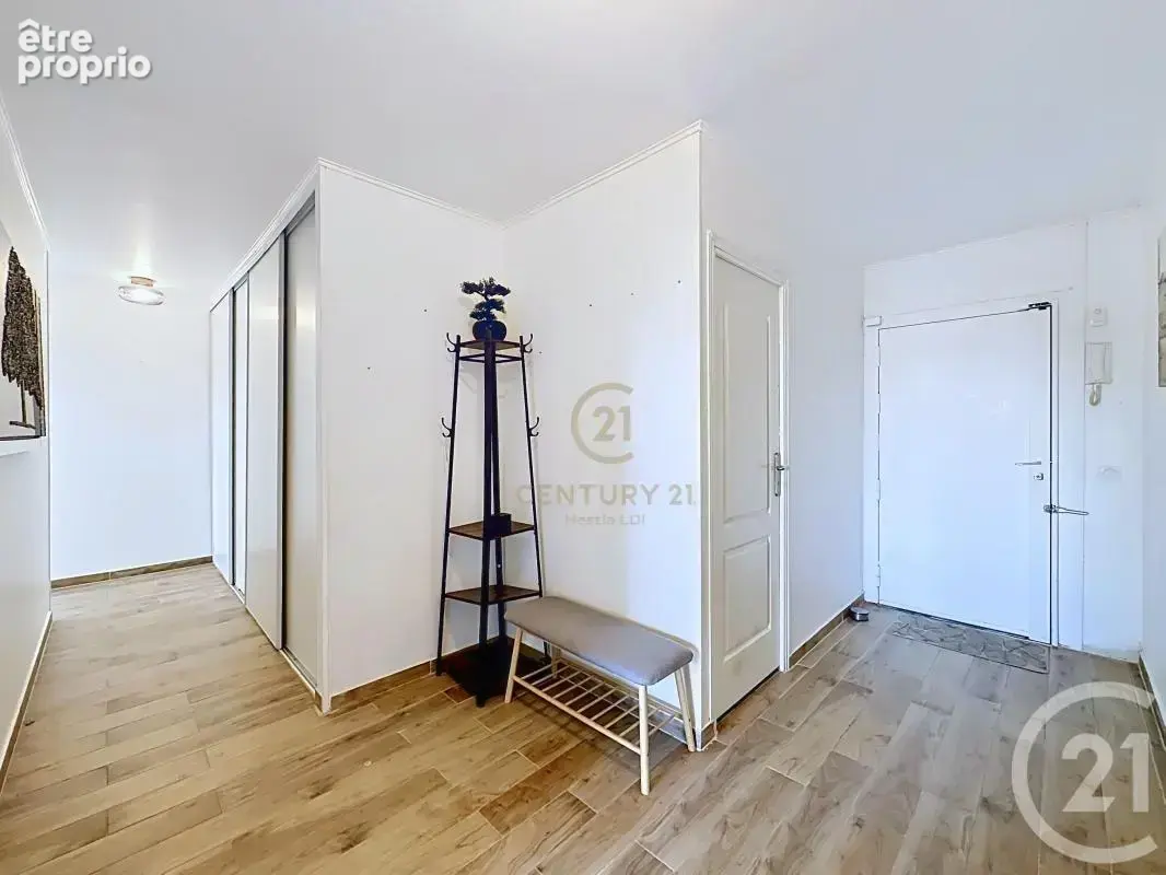 Appartement 79 m² à Lyon-8e  - photo 8
