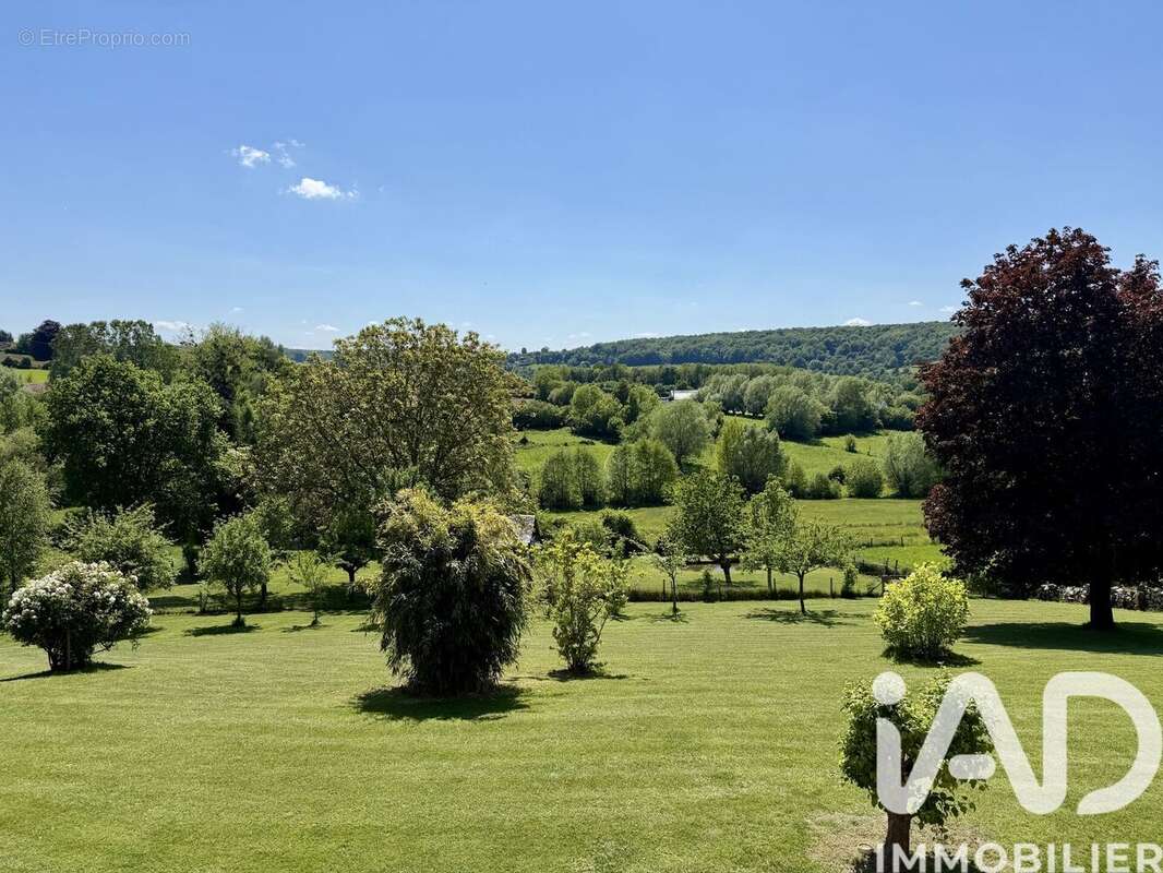 Maison 207 m² à Tordouet  - photo 2
