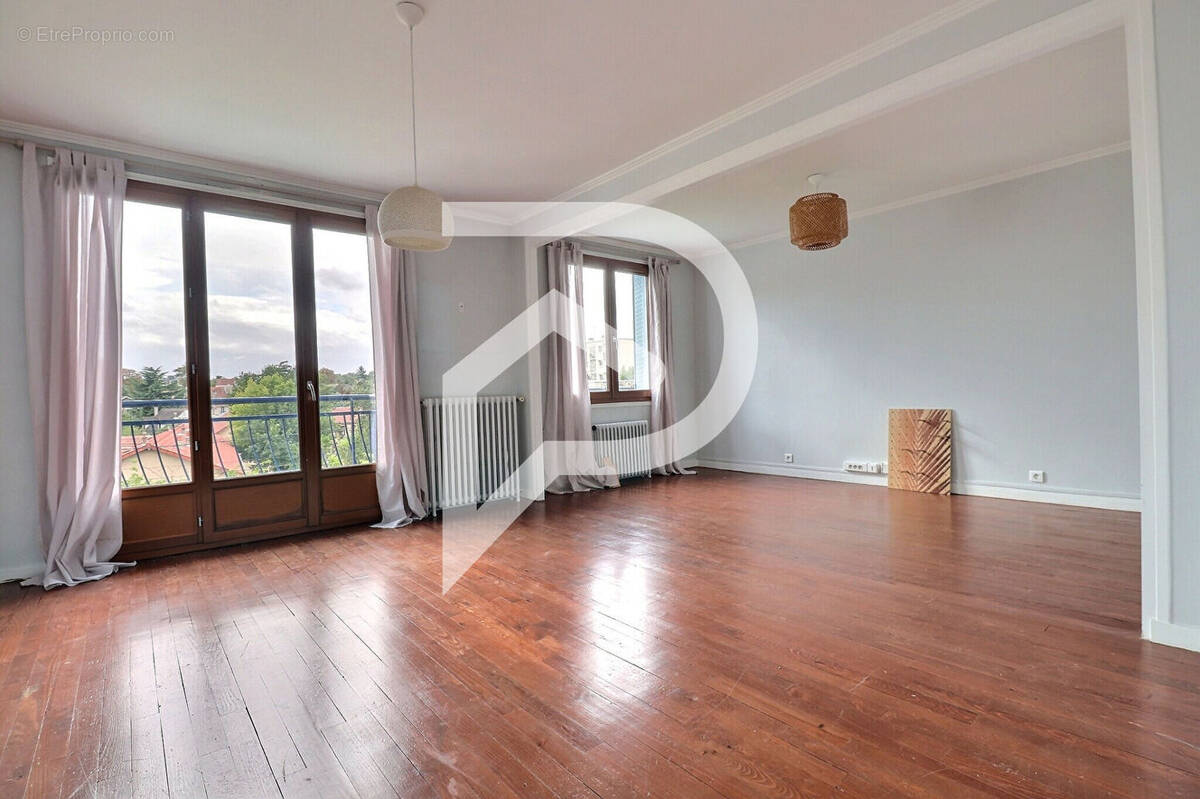 Appartement à MAISONS-LAFFITTE