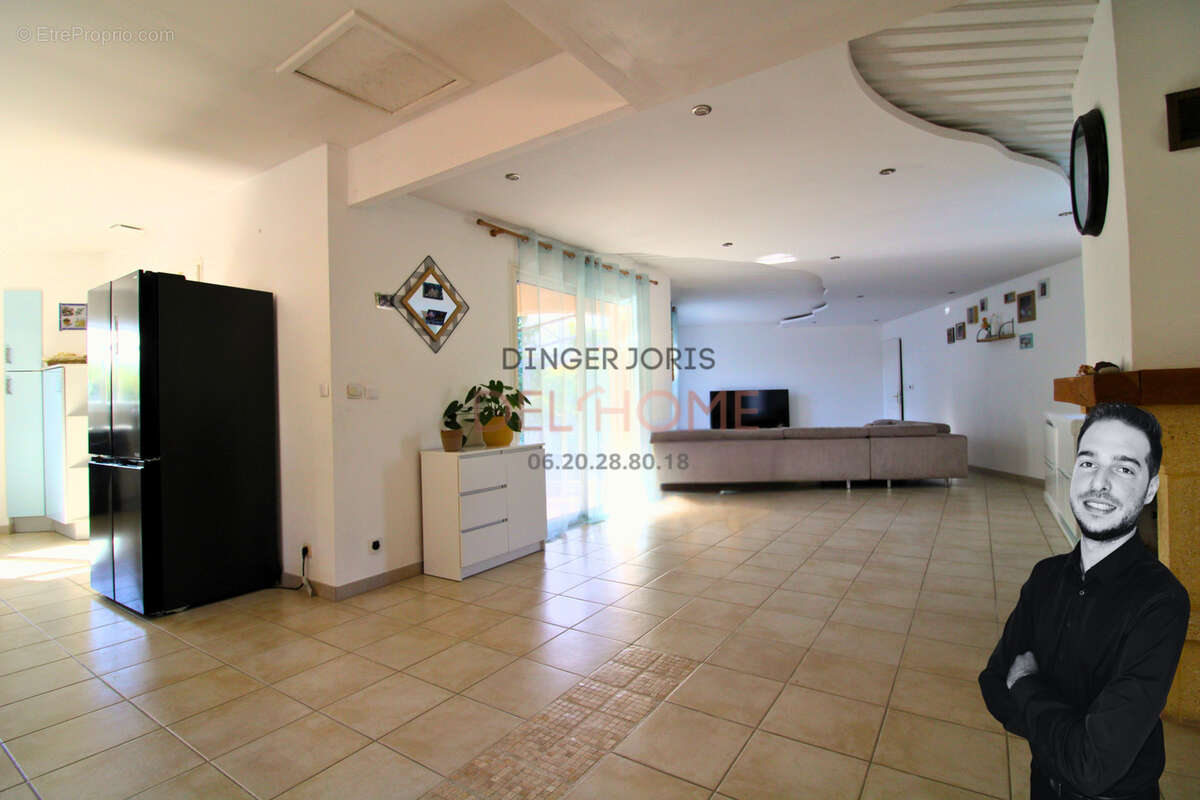 Maison à BELLEGARDE