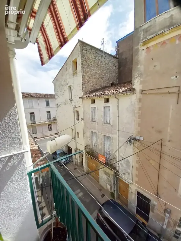 Bel Immeuble 2 Appartements et grand Garage. - photo 2