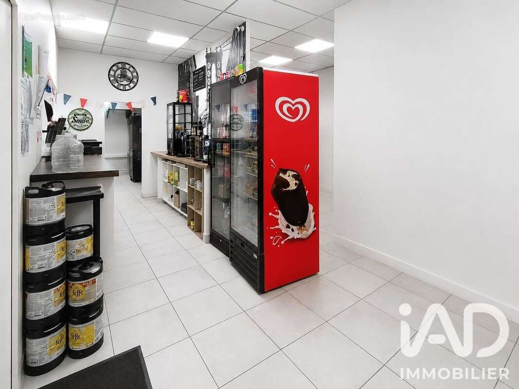 Commerce 180 m² à Heurteauville  - photo 6
