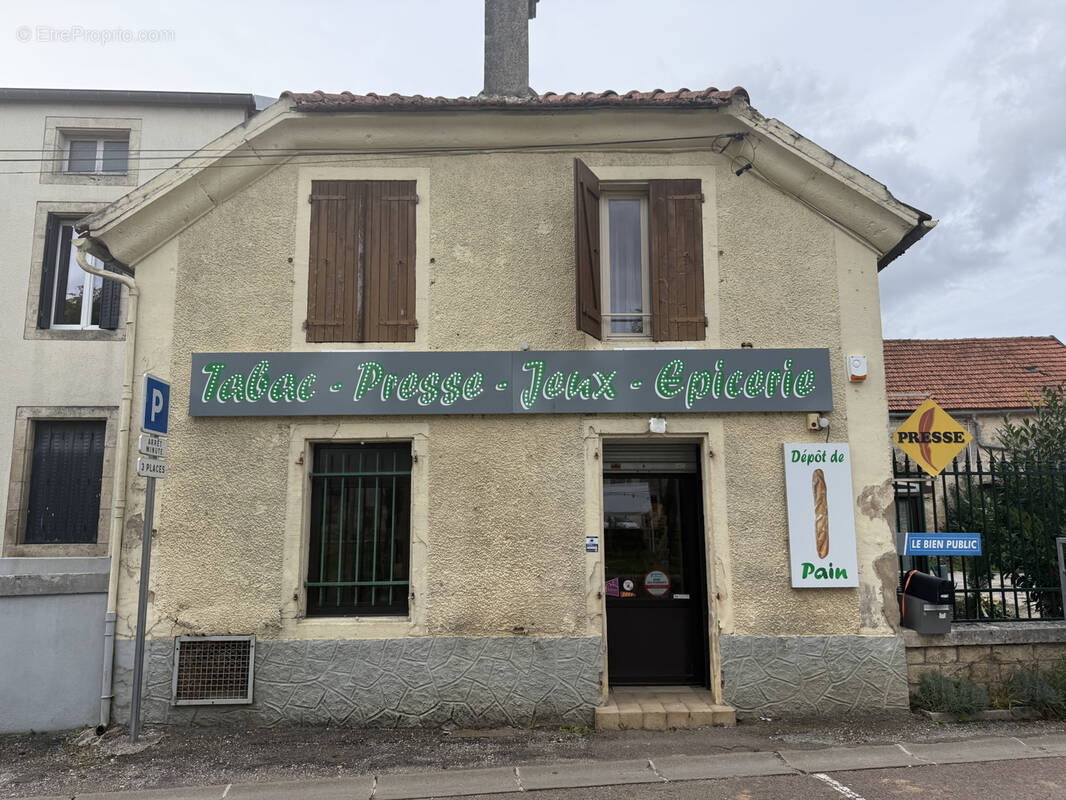 Appartement à COULMIER-LE-SEC