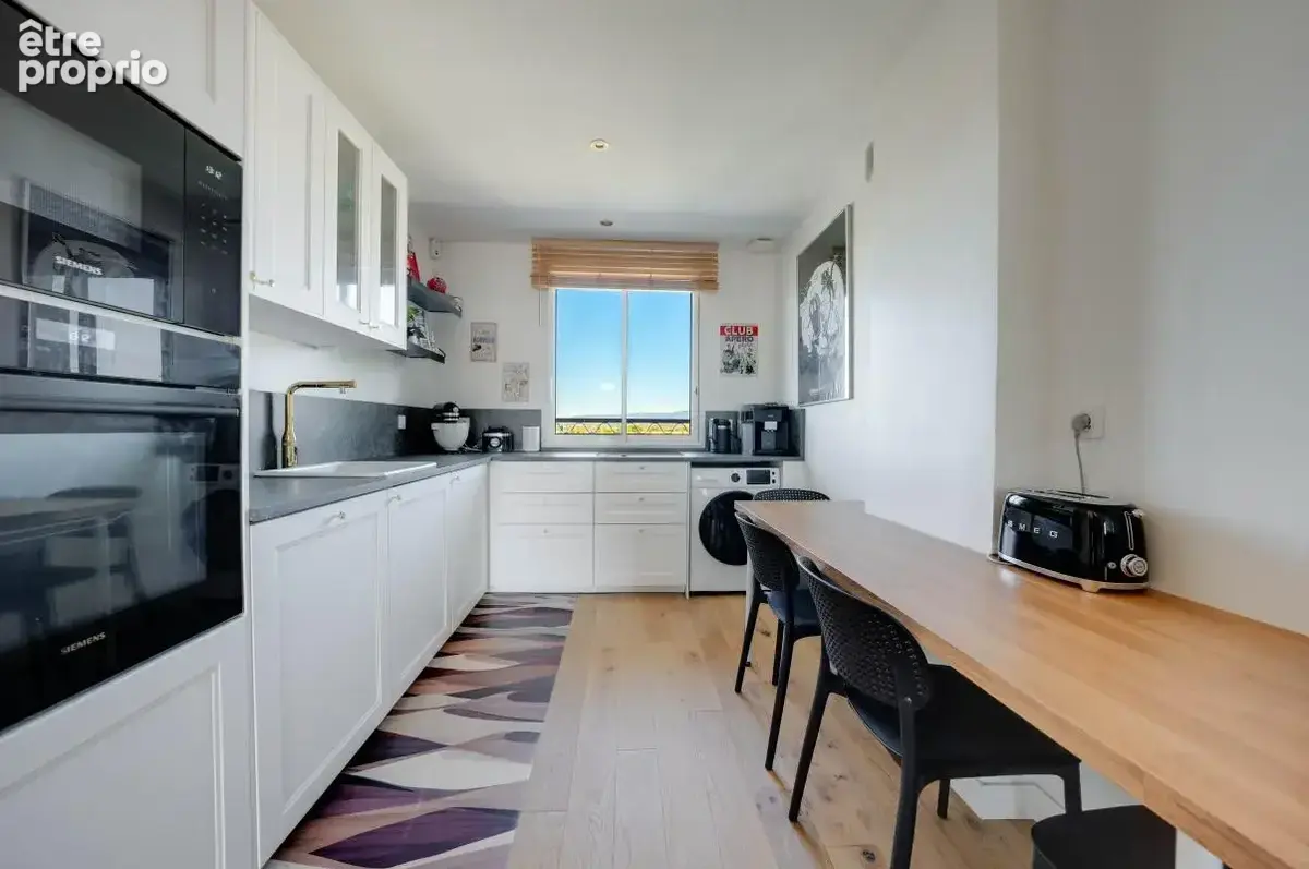 Appartement T3 rénové - dernier étage - photo 4
