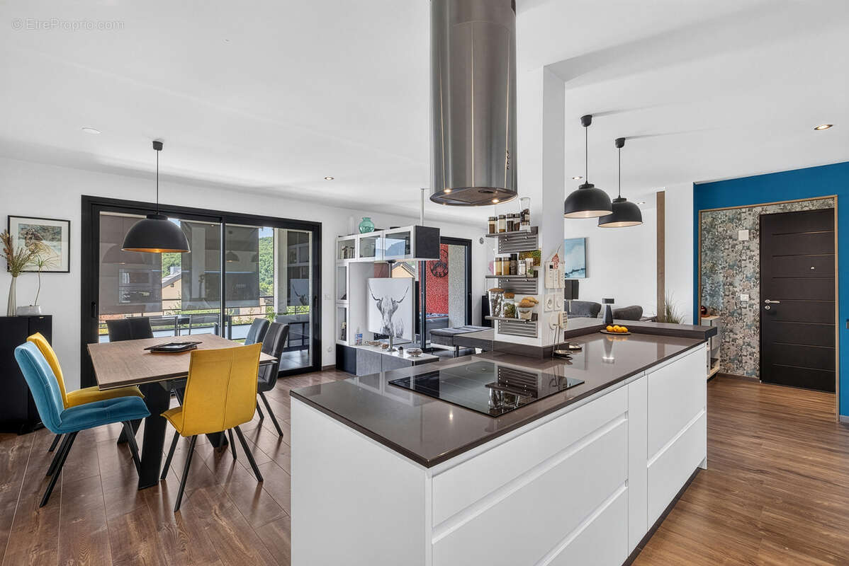 Appartement à AIX-LES-BAINS