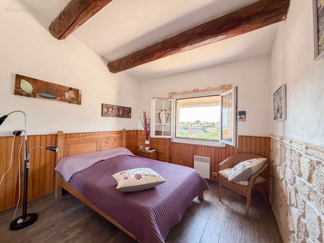 Maison à SAUSSET-LES-PINS
