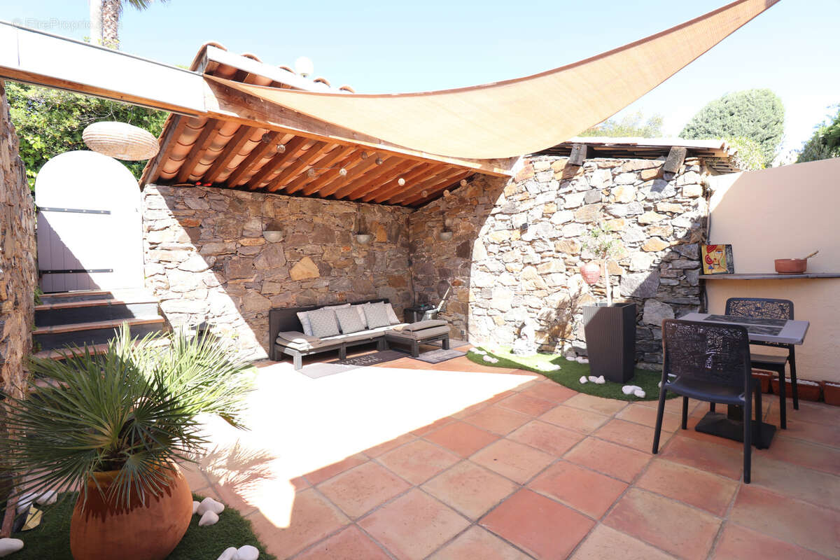 Maison à CAVALAIRE-SUR-MER