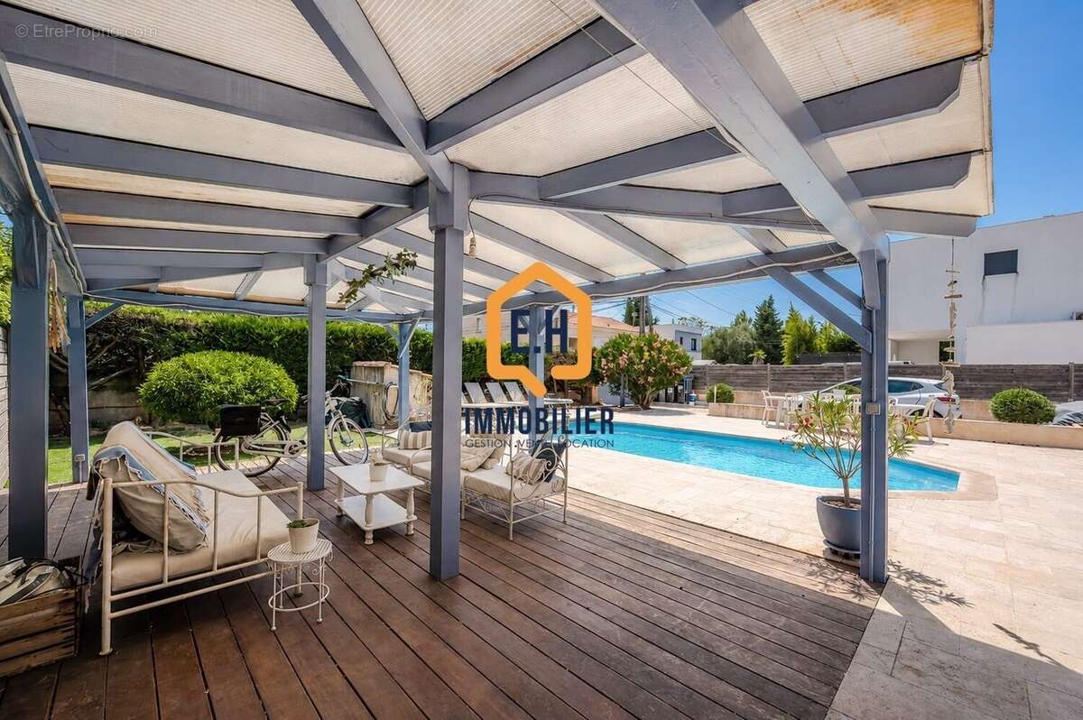 Maison à LA VALETTE-DU-VAR