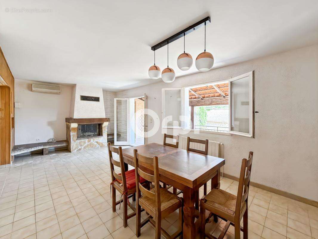 Maison individuelle avec fort potentiel à Roquefort-la-Bédoule - photo 11