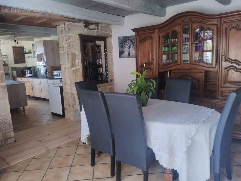 Maison à COIFFY-LE-HAUT