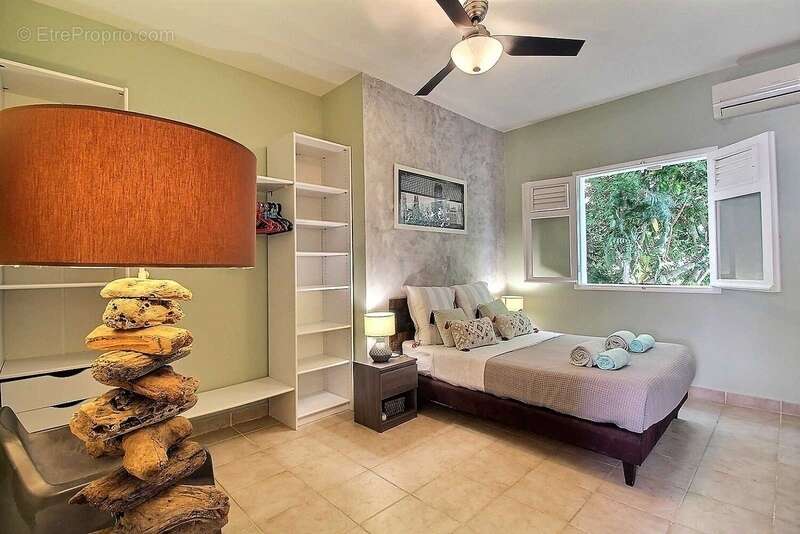 Maison à SAINTE-ANNE