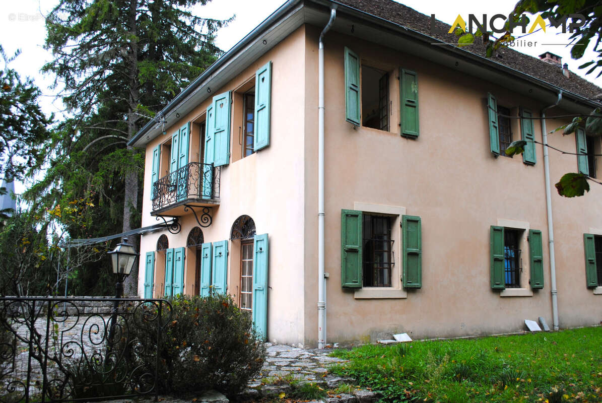 Maison à CHINDRIEUX