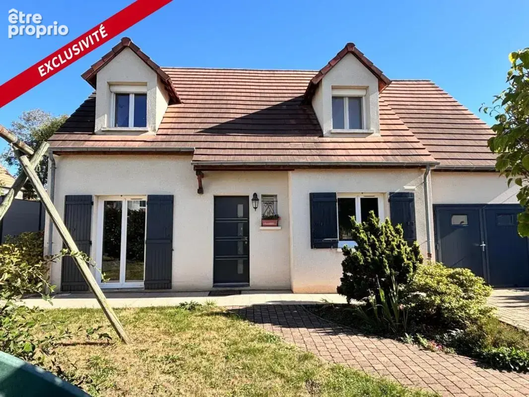 Maison familiale 4 chambres, bureau et jardin clos - photo 1