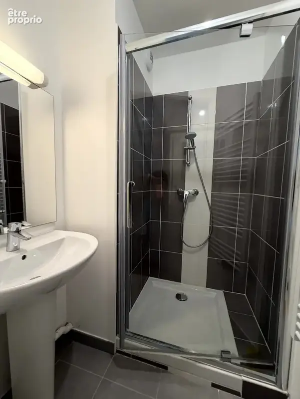 Saint-jean / l'union  appartement t4 avec terrasse  dernier étage  2 parkings en sous-sol - photo 9