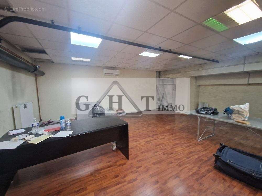 Commerce à BAGNOLET