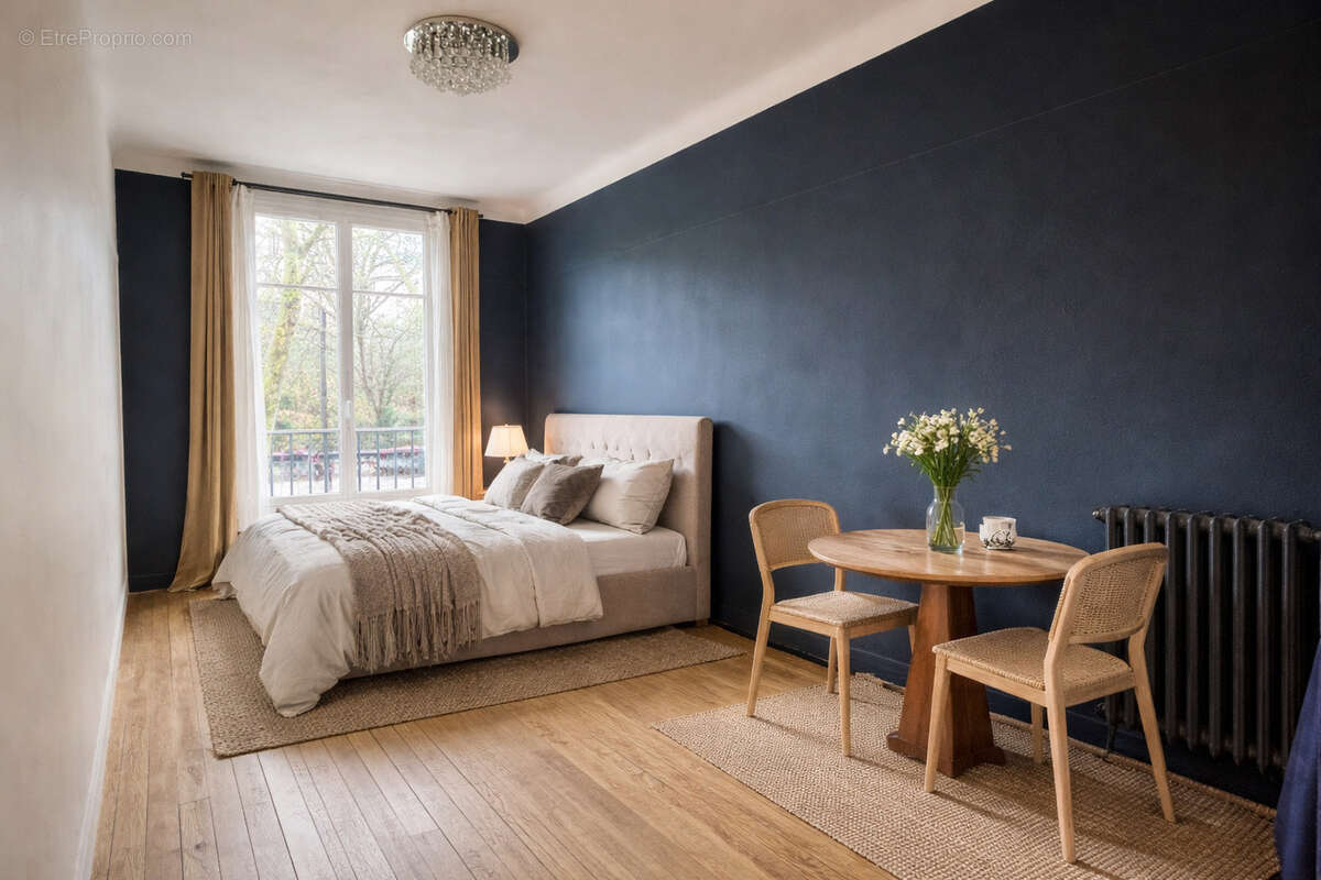 Appartement à PARIS-16E