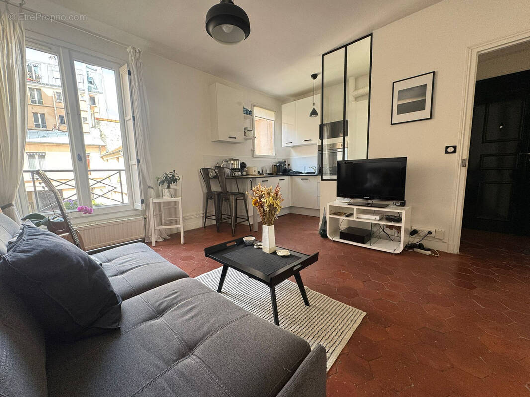 Appartement à PARIS-20E