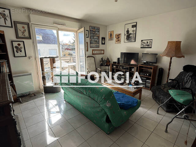 Appartement à SAINT-JEAN-DE-BRAYE