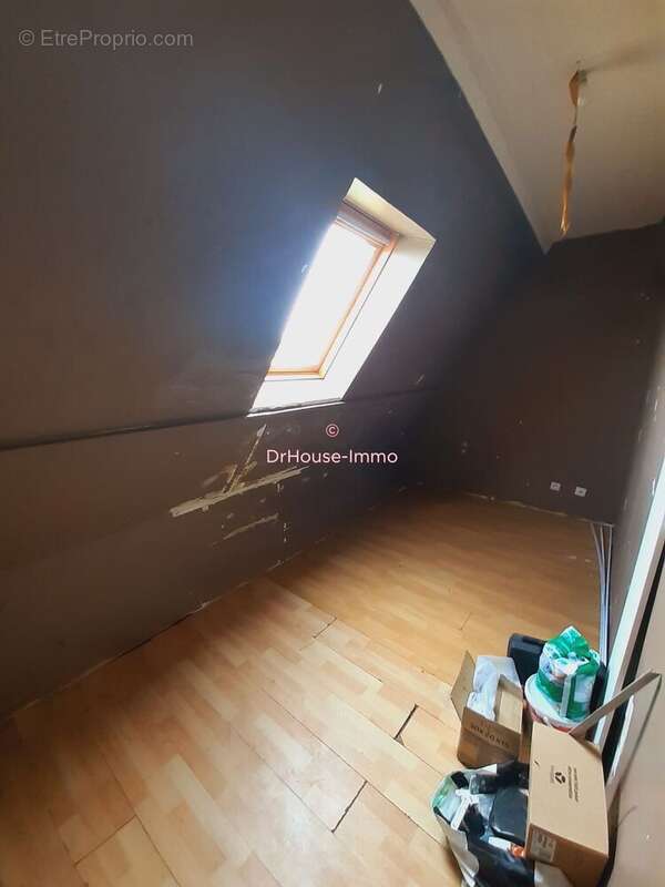 Maison 114 m² à Beaumont-Le-Roger  - photo 9