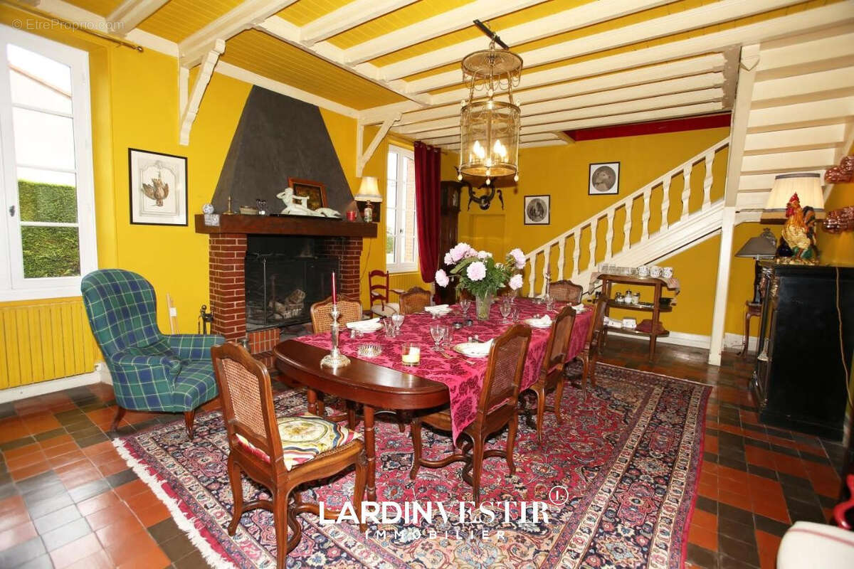 Maison à AIRE-SUR-L'ADOUR