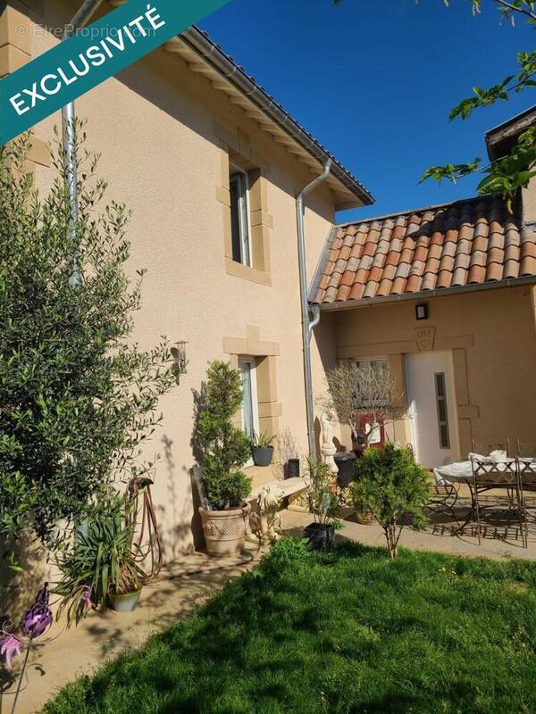 Photo 1 - Maison à ROMANS-SUR-ISERE