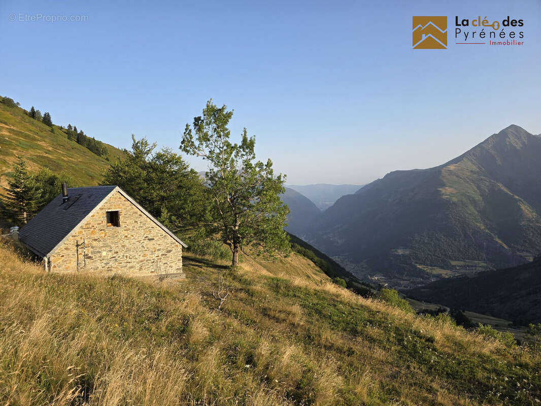 Maison à LUZ-SAINT-SAUVEUR
