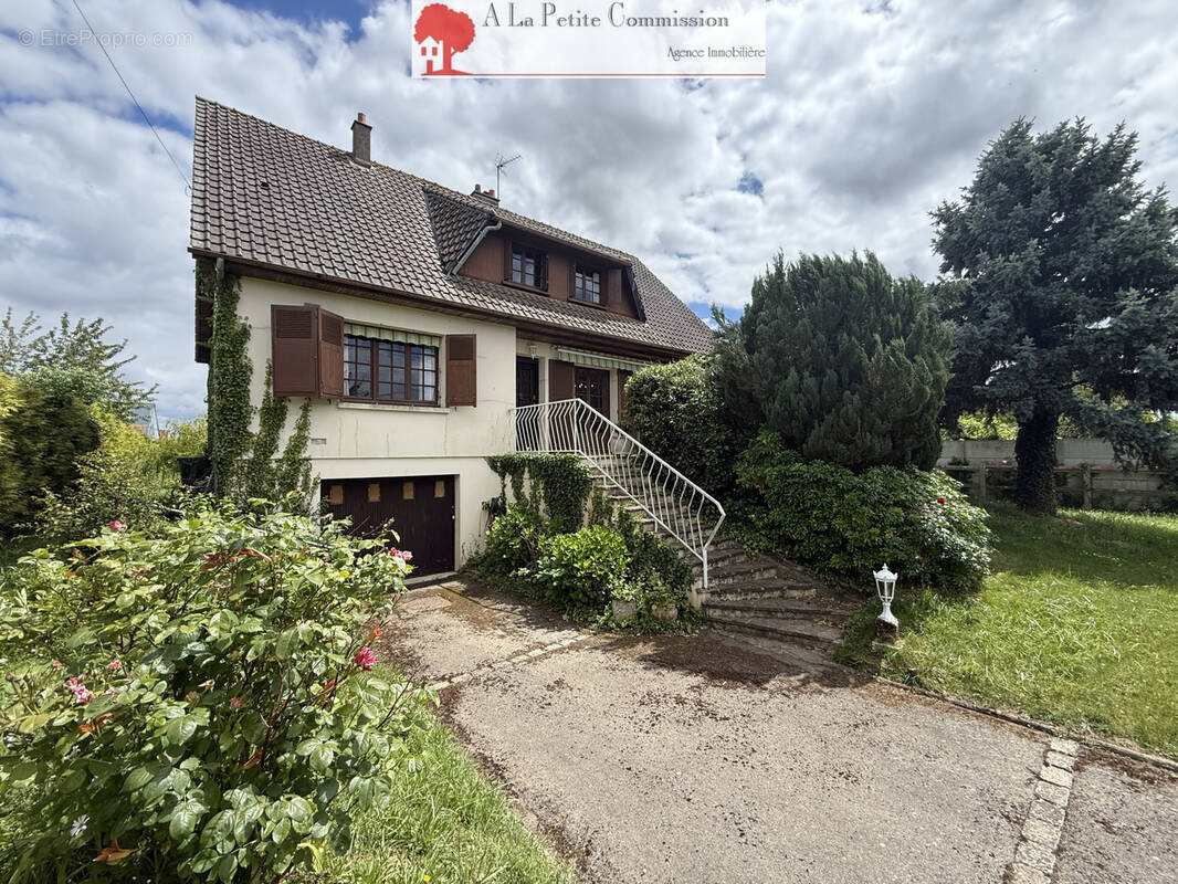 Maison à MIGNIERES