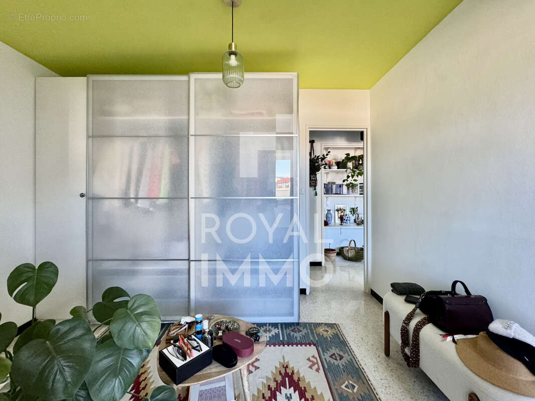 Toulon - Appartement T3 - 60m2 3ème étage avec ascenseur - photo 5