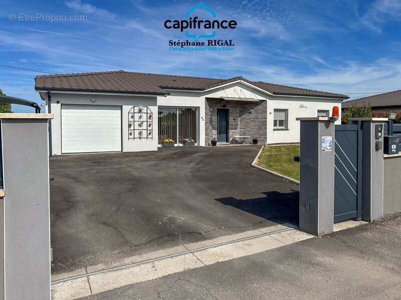 Maison à vendre 5 pièces Maison de 123 m2 habitables sur 800m2 de terrain et piscine - photo 2