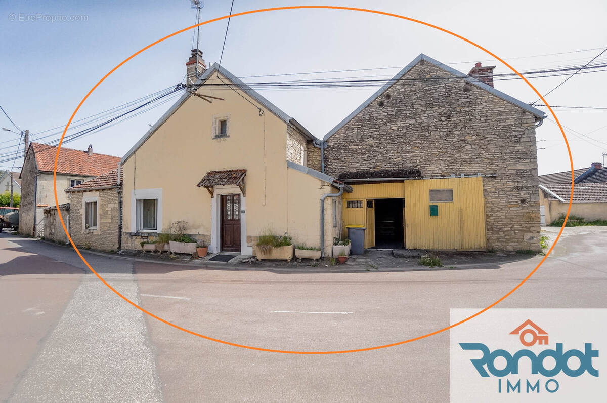 Maison à ECHEVANNES