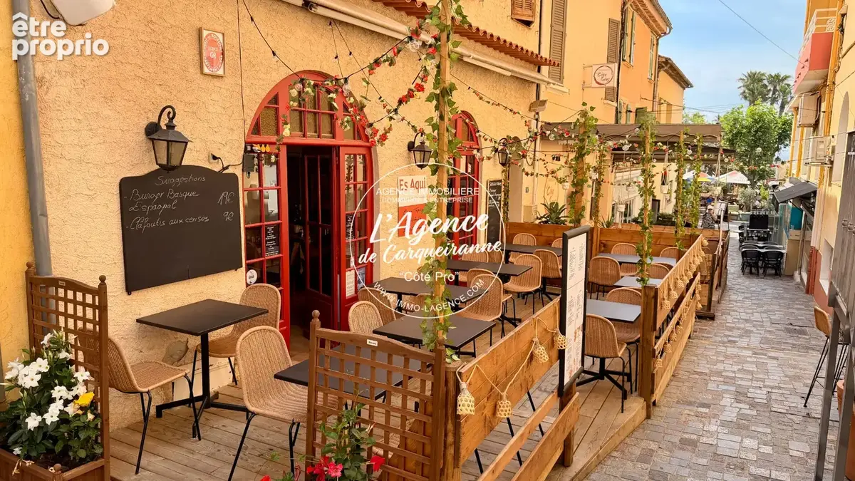 A vendre fonds de commerce restaurant 90 m2 avec terrasse idealement situe dans le centre ville pietons au lavandou - photo 3