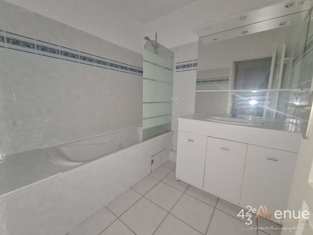 Appartement à SAINT-ETIENNE