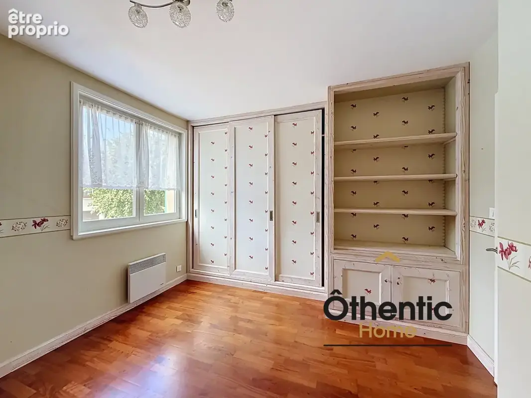 RARE MEYRIÉ   Maison avec séjour cathédrale, 3 chambres possible 4, mezzanine et terrain de 1 031 m2 - photo 17