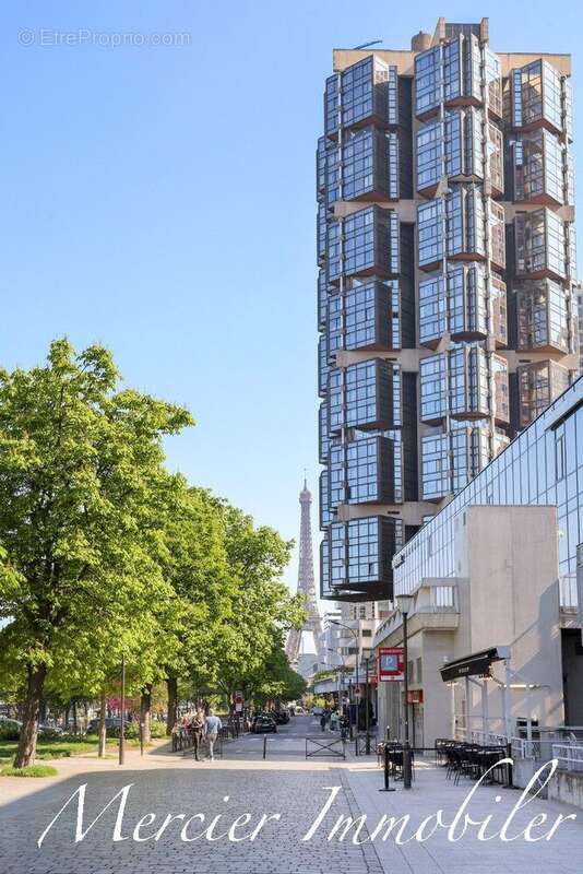 Appartement à PARIS-15E