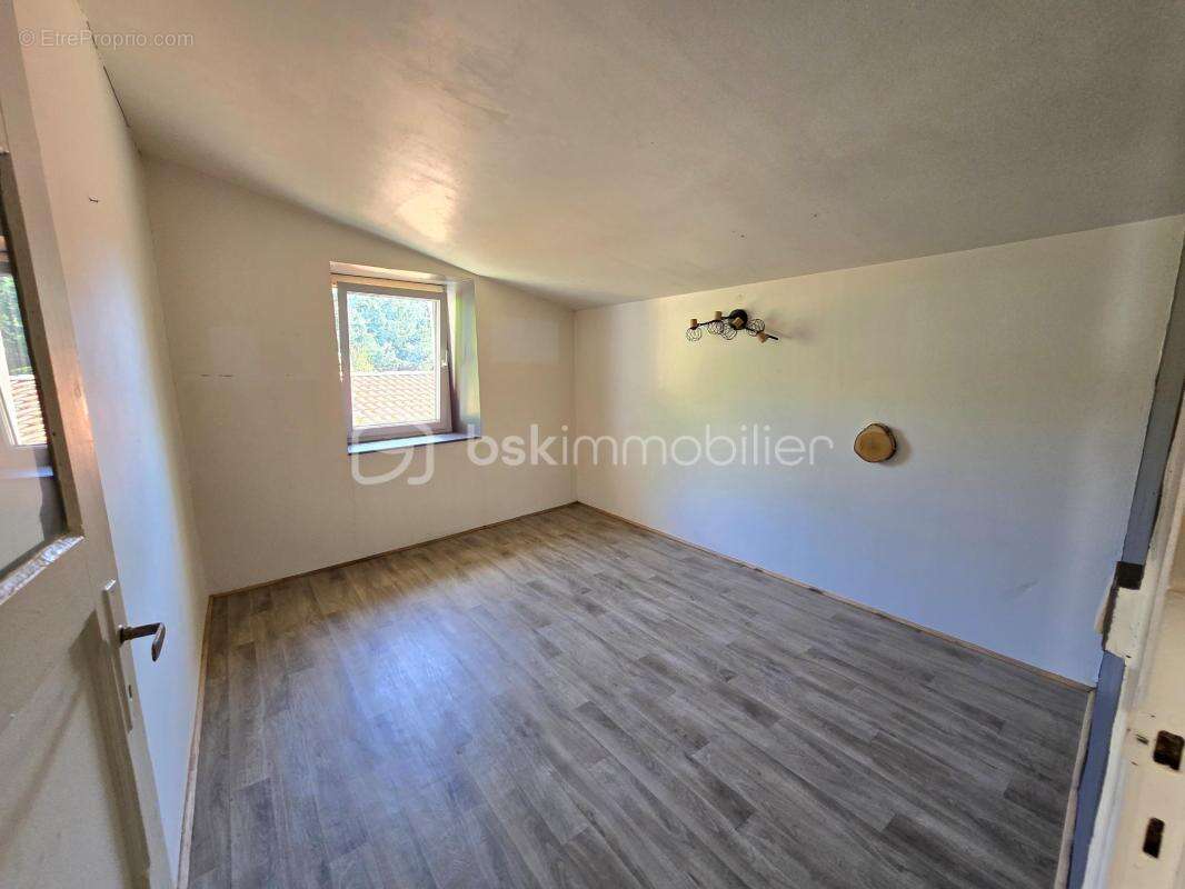 Maison 70 m² avec terrain – Paslières – Libre à la vente - photo 10