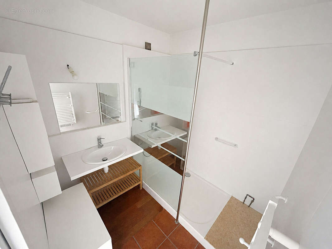 Appartement 3 pièces à Aix - Les Milles - photo 4