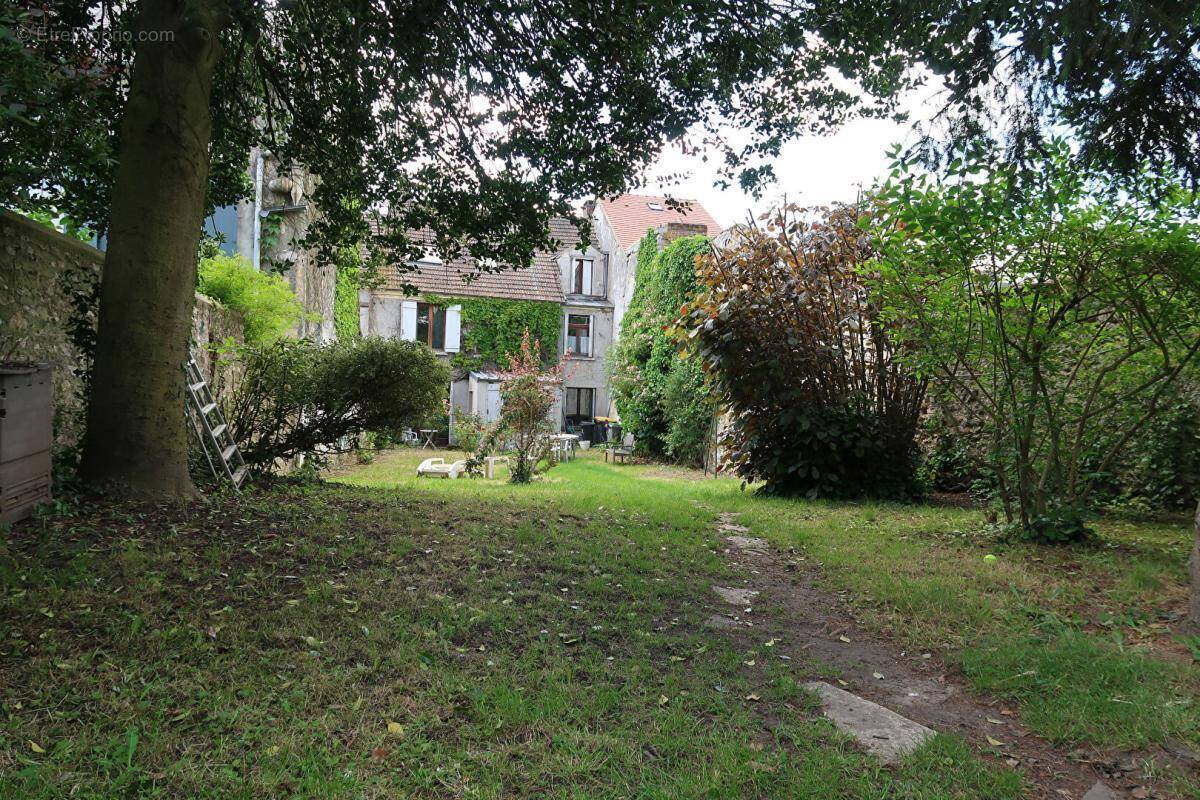 Maison à MARINES