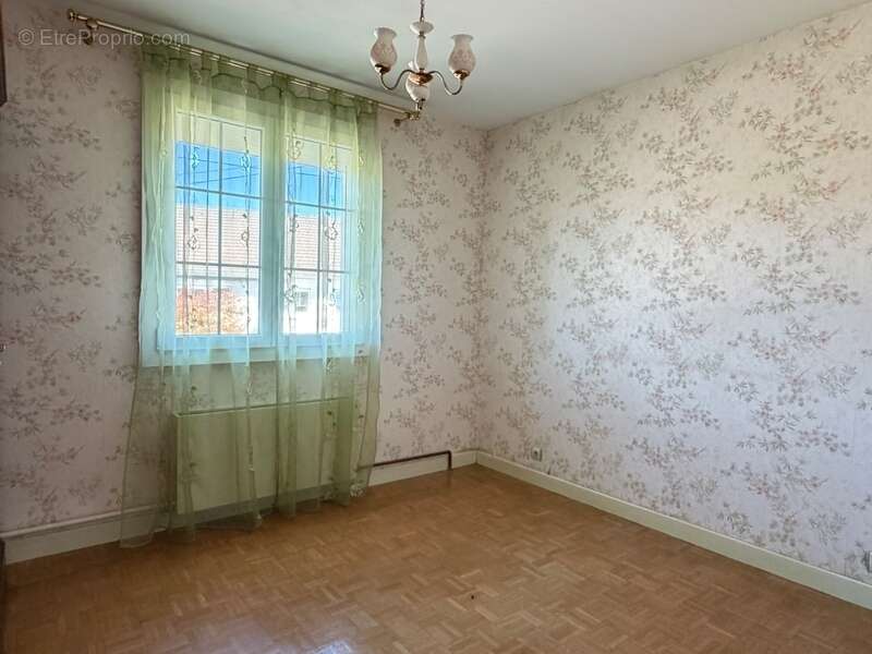 Maison à BETTANCOURT-LA-FERREE