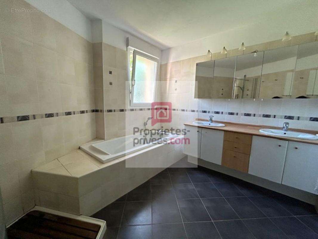 Maison à BEAULIEU-SUR-OUDON