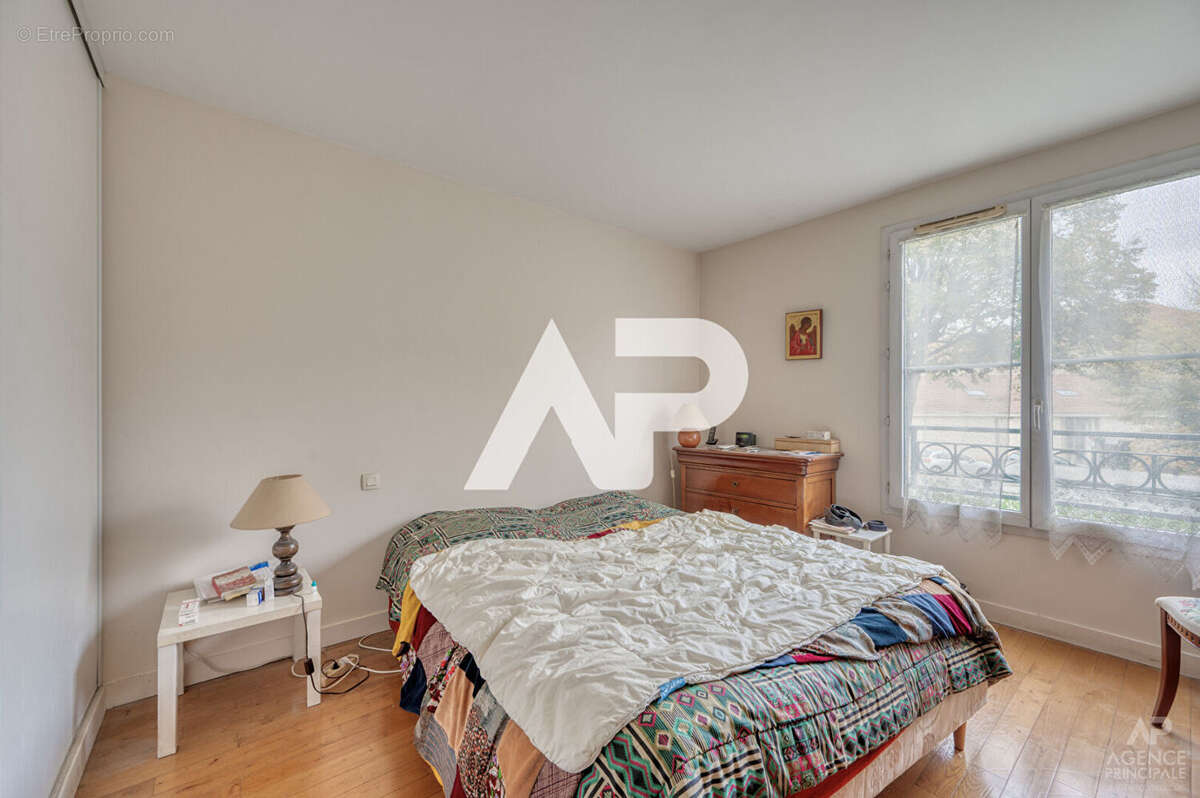 Appartement à RUEIL-MALMAISON