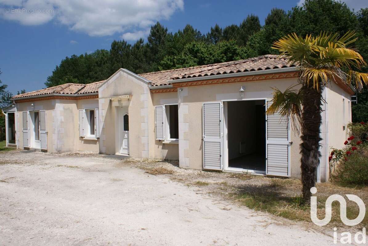 Photo 2 - Maison à MONTGUYON