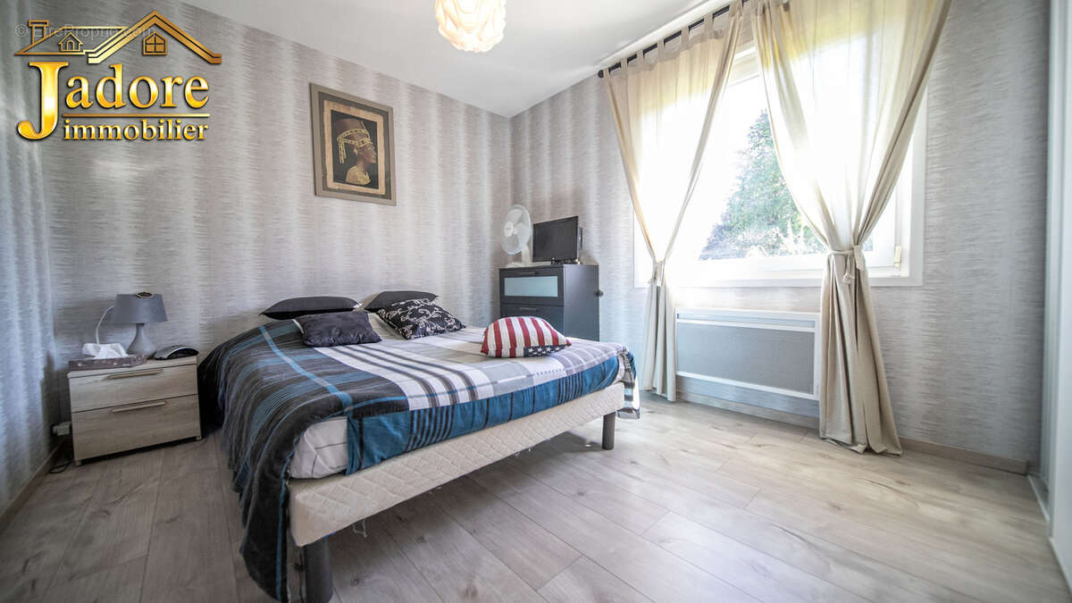 Maison à RAVES
