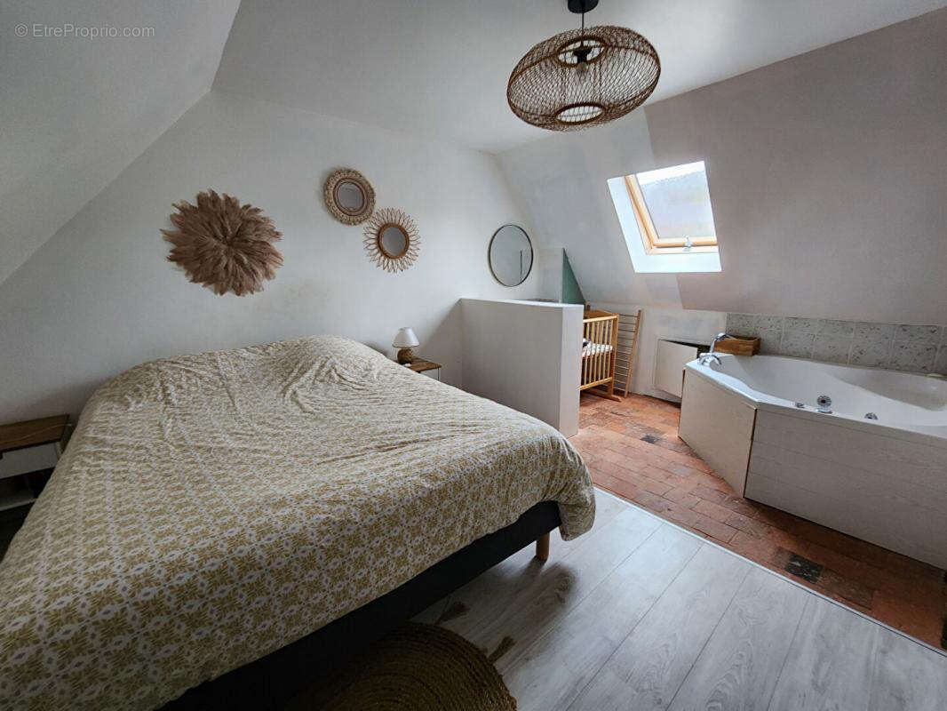 Grange longère avec dépendances et gîtes - photo 9