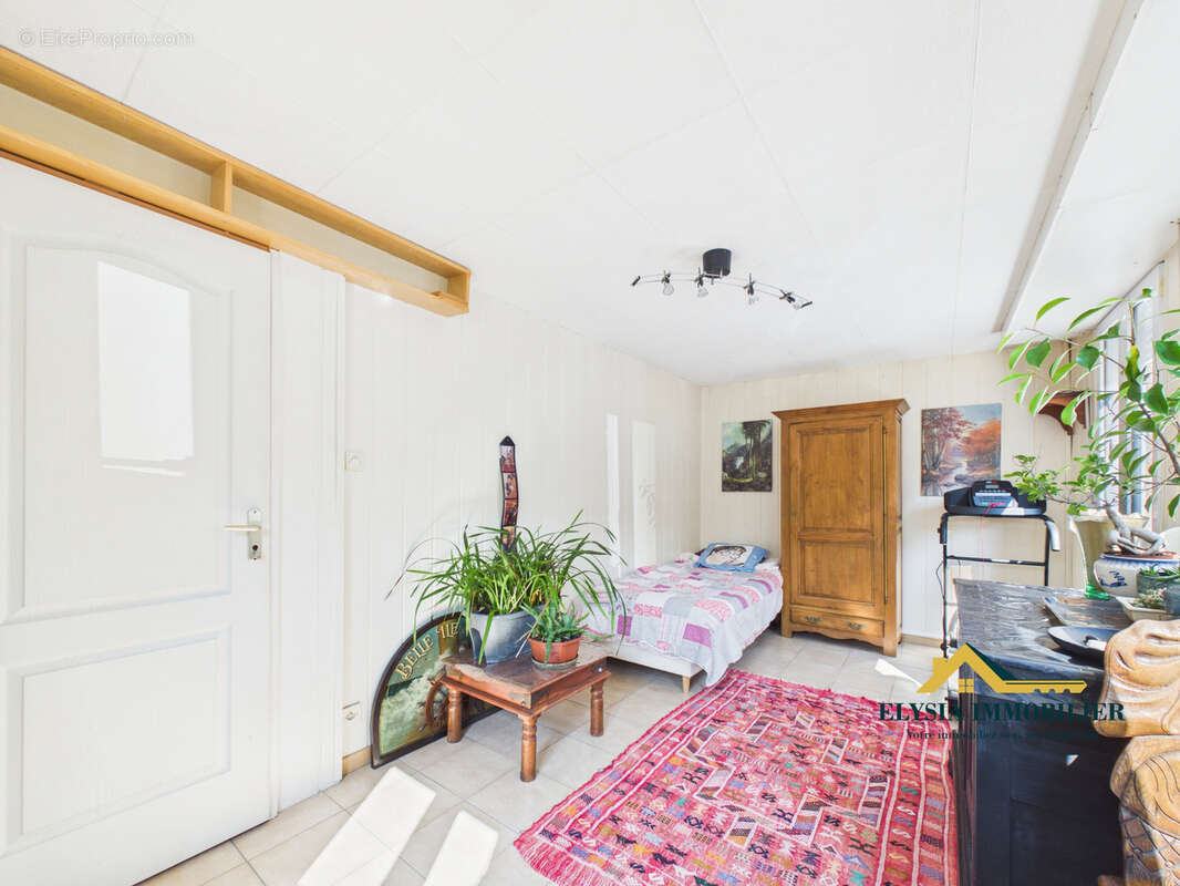 Maison à VILLECEY-SUR-MAD