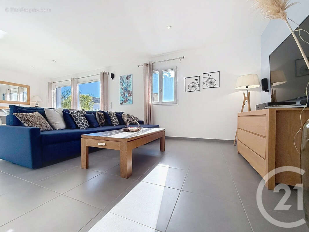 Maison à SANTA-MARIA-POGGIO