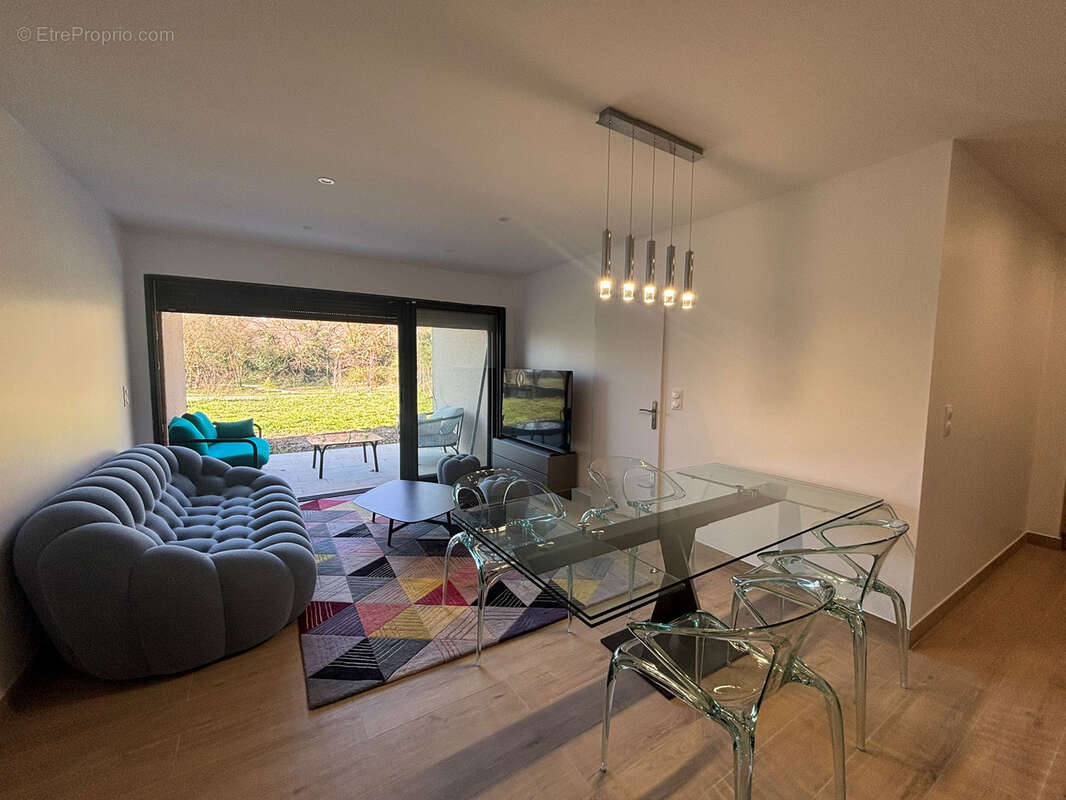 Appartement à LIVRON-SUR-DROME