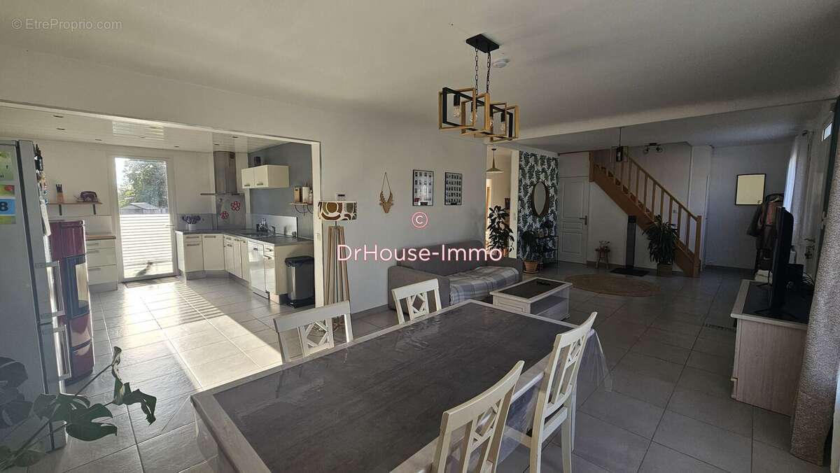 Maison à CHANGE